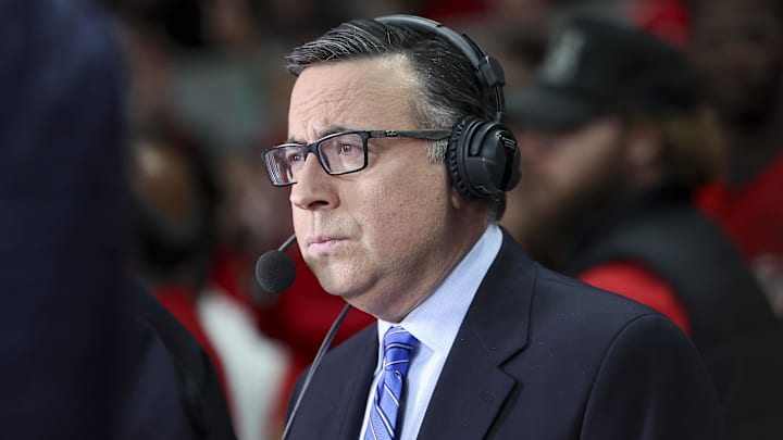 Feb 17, 2024; Houston, Texas, USA; Broadcaster Ian Eagle before the game between the Houston Cougars and the Texas Longhorns at Fertitta Center. Mandatory Credit: Troy Taormina-Imagn Images