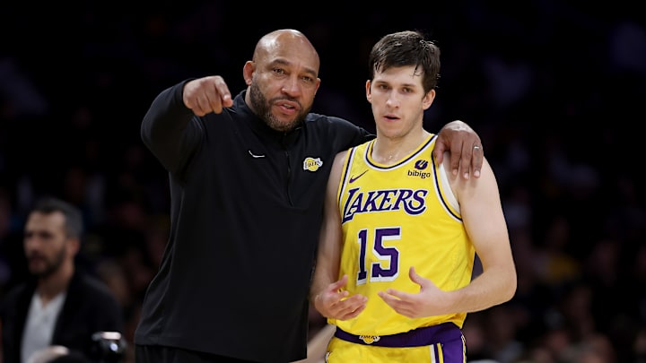 Charlotte Hornets v Los Angeles Lakers