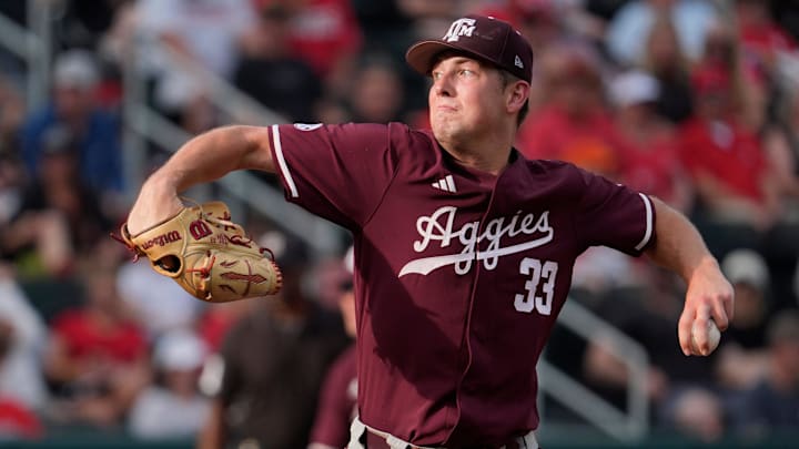 Texas A&M pitcher Justin Lamkin (33) throws the ball during a NCAA baseball game against Texas A&M in Athens, Ga., on Friday, May 16, 2025.