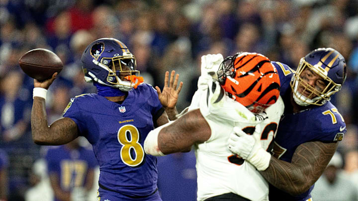 Baltimore Ravens quarterback Lamar Jackson throws a go ahead touchdown pass to Baltimore Ravens tight end Mark Andrews