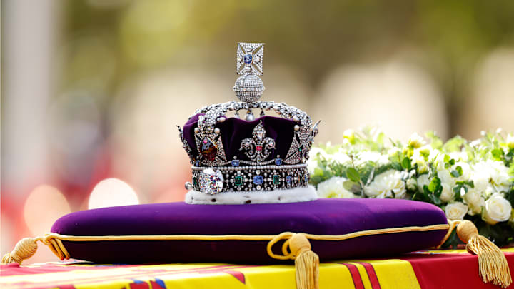 The Coffin Carrying Queen Elizabeth II Is Transferred From Buckingham Palace To The Palace Of
