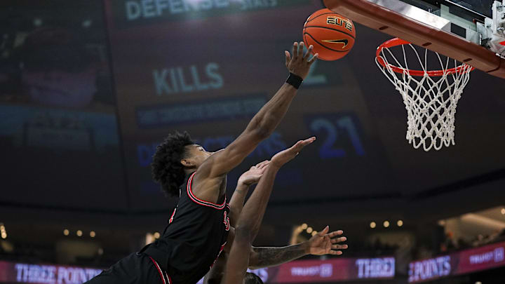 Bet the Georgia Bulldogs to cover against the Florida Gators on Wednesday night.