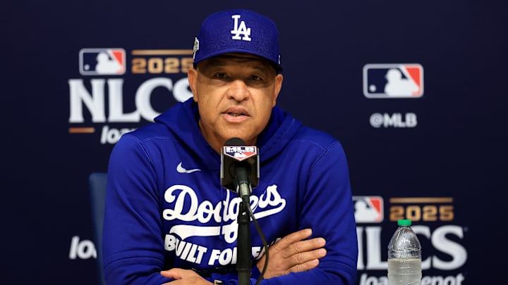 National League Championship Series - Milwaukee Brewers v Los Angeles Dodgers - Game Three