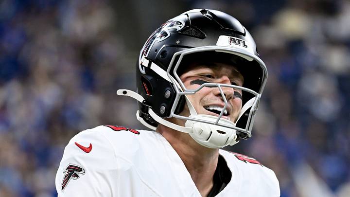 Atlanta Falcons quarterback Jack Strand 