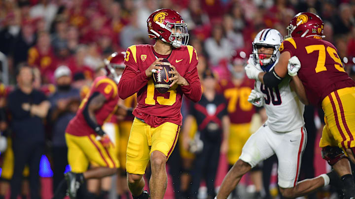 Oct 7, 2023; Los Angeles, California, USA; Southern California Trojans quarterback Caleb Williams