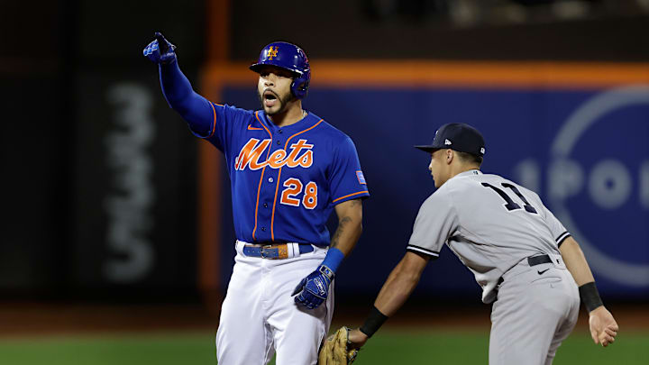 New York Yankees v New York Mets
