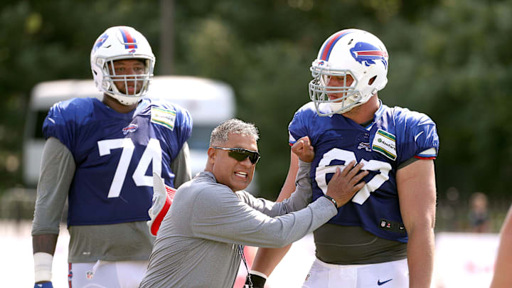 Bills offensive line coach Juan Castillo works on technique during training camp.

Jg 072918 Bills 18