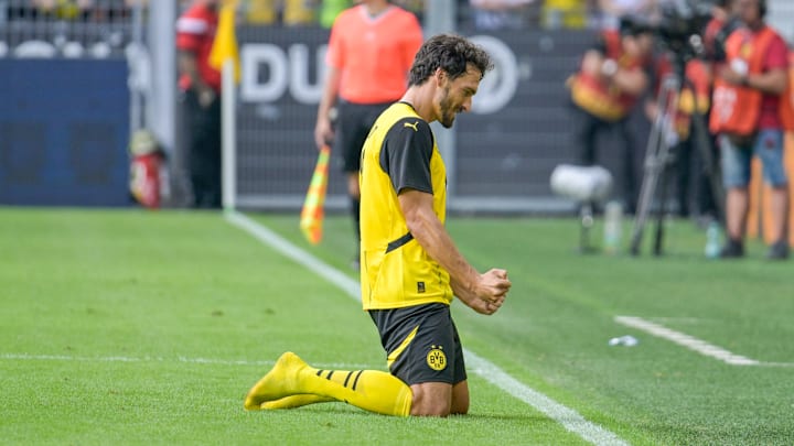 Bourssia Dortmund Hosts Farewell Match For Lukasz Piszczek and Jakub Blaszczykowski