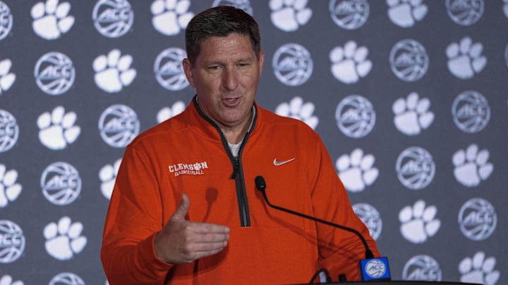 Oct 10, 2024; Charlotte, NC, USA; Clemson head coach Brad Brownell answers questions from the media at The Hilton Charlotte Uptown. Mandatory Credit: Jim Dedmon-Imagn Images Oct 10, 2024; Charlotte, NC, USA; Clemson head coach Brad Brownell answers questions from the media at The Hilton Charlotte Uptown. Mandatory Credit: Jim Dedmon-Imagn Images