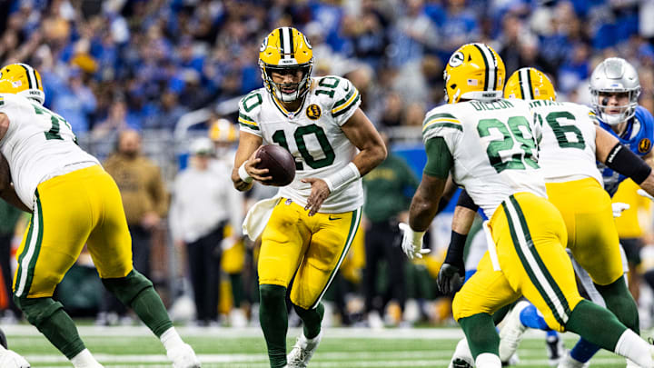 Green Bay Packers v Detroit Lions