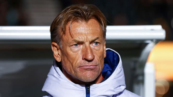 Hervé Renard a encore du retard. Hervé Renard a encore du retard.