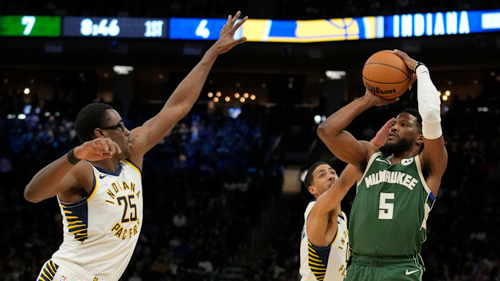 Indiana Pacers v Milwaukee Bucks