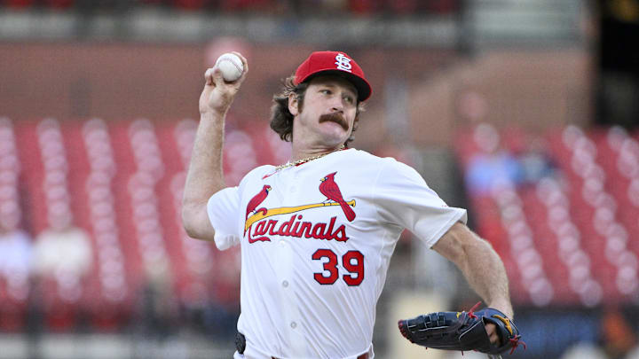 Sep 2, 2025; St. Louis, Missouri, USA; St. Louis Cardinals starting pitcher Miles Mikolas (39) pitches against the Athletics during the first inning at Busch Stadium. Mandatory Credit: Jeff Curry-Imagn Images Sep 2, 2025; St. Louis, Missouri, USA; St. Louis Cardinals starting pitcher Miles Mikolas (39) pitches against the Athletics during the first inning at Busch Stadium. Mandatory Credit: Jeff Curry-Imagn Images