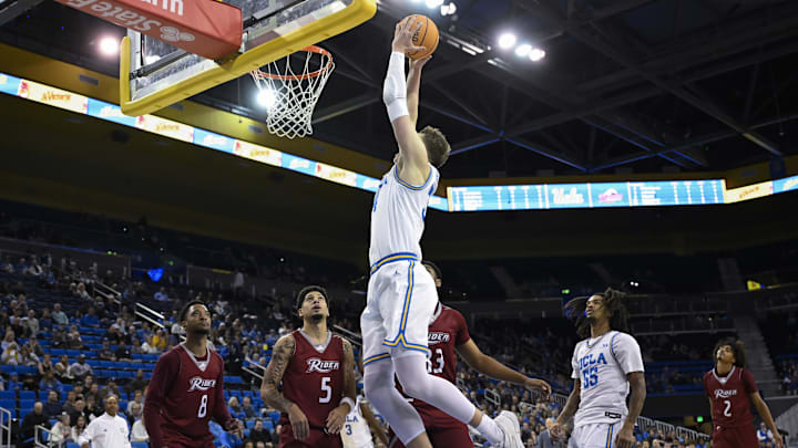 Nov 4, 2024; Los Angeles, California, USA; UCLA Bruins forward Tyler Bilodeau (34) goes up for a slam dunk during the first half against the Rider Broncs at Pauley Pavilion presented by Wescom. Mandatory Credit: Robert Hanashiro-Imagn Images Nov 4, 2024; Los Angeles, California, USA; UCLA Bruins forward Tyler Bilodeau (34) goes up for a slam dunk during the first half against the Rider Broncs at Pauley Pavilion presented by Wescom. Mandatory Credit: Robert Hanashiro-Imagn Images