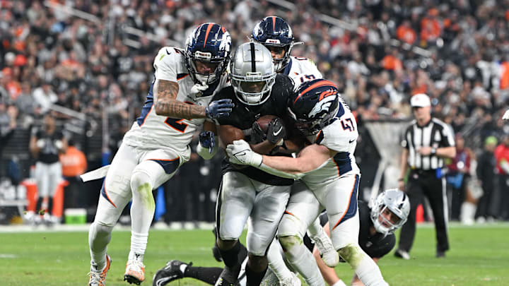 Denver Broncos v Las Vegas Raiders