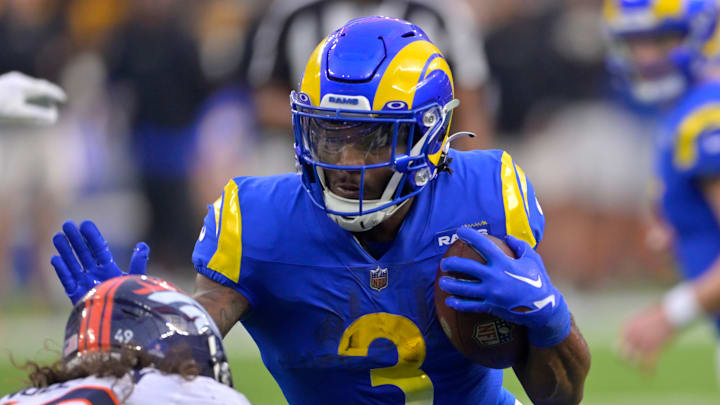 Denver Broncos v Los Angeles Rams