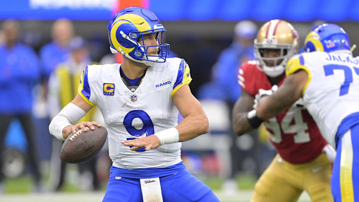 Sep 17, 2023; Inglewood, California, USA; Los Angeles Rams quarterback Matthew Stafford (9) sets to