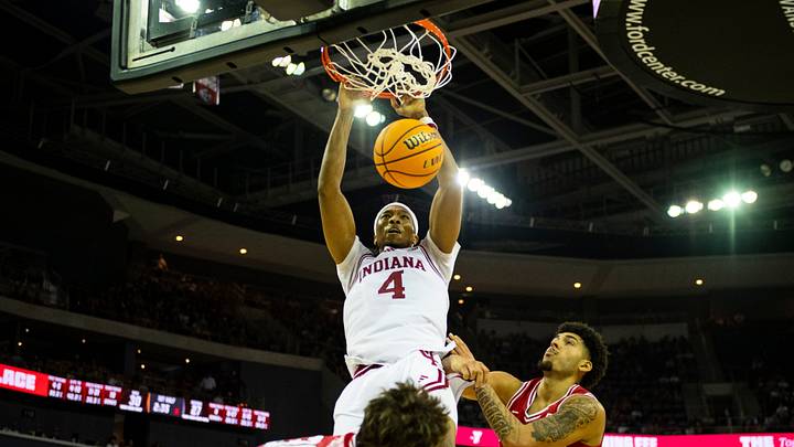 Indiana's Sam Alexis (4) dunks as the Indiana Hoosiers play the Western Kentucky Hilltoppers in an exhibition game at Ford Center in Evansville, Ind., Sunday, Oct. 25, 2026. Indiana's Sam Alexis (4) dunks as the Indiana Hoosiers play the Western Kentucky Hilltoppers in an exhibition game at Ford Center in Evansville, Ind., Sunday, Oct. 25, 2026.