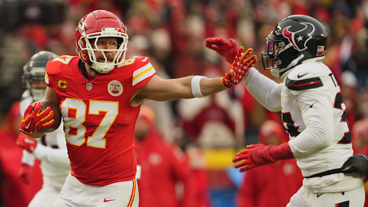 Kelce had one of his best games of the season, which is nothing new considering it was a playoff game for the future Hall of Famer. 