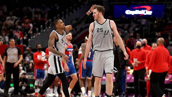Dejounte Murray, Jakob Poeltl