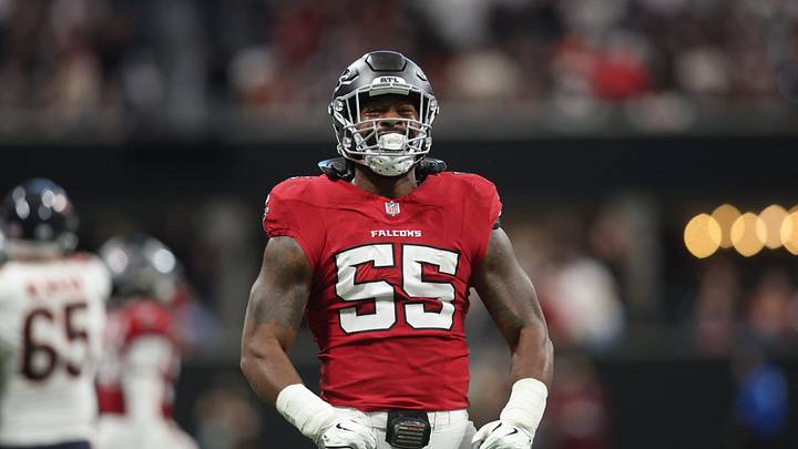 Oct 18, 2026; Atlanta, Georgia, USA;  Atlanta Falcons defensive end Za'Darius Smith (55) celebrates during the game against the Chicago Bears at Mercedes-Benz Stadium.  Mandatory Credit: Brett Davis-Imagn Images