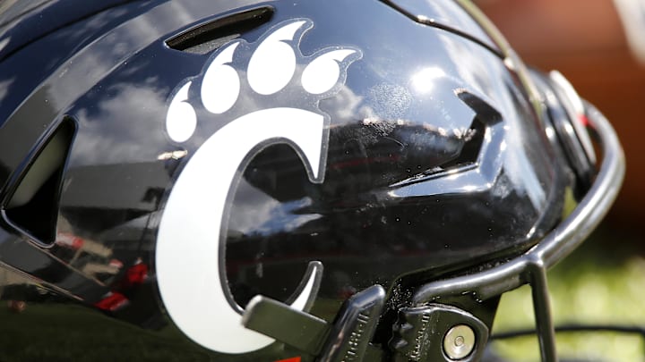 Oct 3, 2020; Cincinnati, OH, USA; Cincinnati Bearcats helmet during the game between the Cincinnati Bearcats and the South Florida Bulls at Nippert Stadium. Mandatory Credit: Joseph Maiorana-Imagn Images