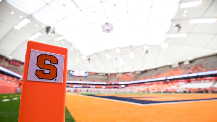 Three-star WR Isaiah Mizell, who has Syracuse football among his four finalists, will decide soon; suitors have analyst buzz.