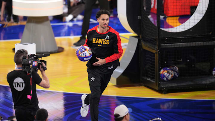 Feb 15, 2025; San Francisco, CA, USA; Team Rooks forward Zaccharie Risacher (10) of the Atlanta Hawks competes in the skills challenge during All Star Saturday Night ahead of the 2025 NBA All Star Game at Chase Center. Mandatory Credit: Cary Edmondson-Imagn Images Feb 15, 2025; San Francisco, CA, USA; Team Rooks forward Zaccharie Risacher (10) of the Atlanta Hawks competes in the skills challenge during All Star Saturday Night ahead of the 2025 NBA All Star Game at Chase Center. Mandatory Credit: Cary Edmondson-Imagn Images