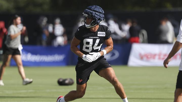 Jul 23, 2025; Houston, TX, USA;  Houston Texans wide receiver Justin Watson (84) during training camp at Houston Methodist Training Center. Mandatory Credit: Troy Taormina-Imagn Images