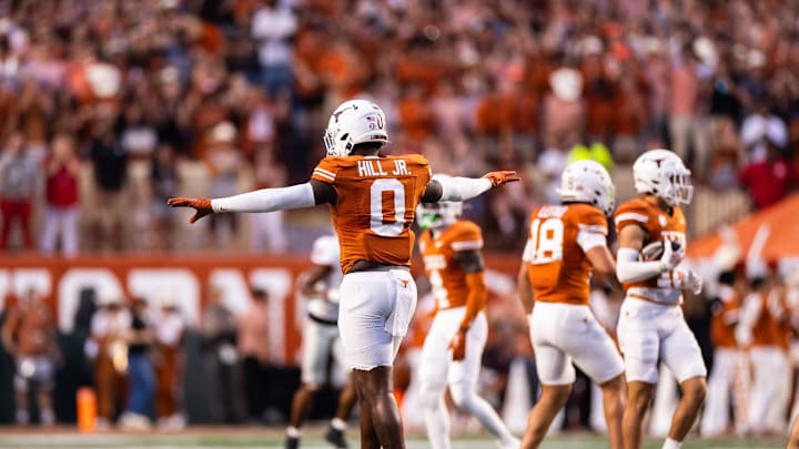 Anthony Hill Jr., Texas football