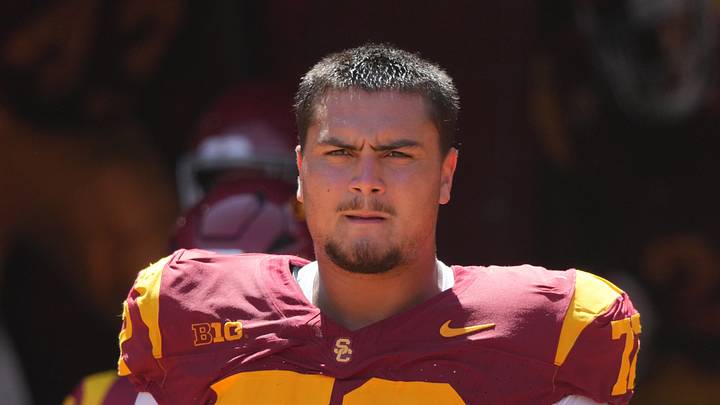 Aug 29, 2026; Los Angeles, California, USA; Southern California Trojans offensive lineman Elijah Paige (72) reacts during the game against the San Jose State Spartans at United Airlines Field at Los Angeles Memorial Coliseum. Aug 29, 2026; Los Angeles, California, USA; Southern California Trojans offensive lineman Elijah Paige (72) reacts during the game against the San Jose State Spartans at United Airlines Field at Los Angeles Memorial Coliseum.