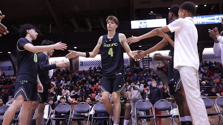 Four-star forward MJ Madison, who has expressed an interest in visiting Syracuse basketball, is transferring to a prep power.