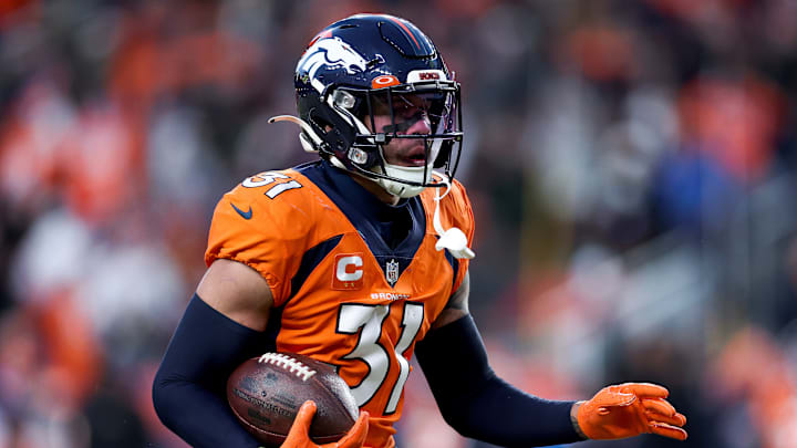 Arizona Cardinals v Denver Broncos