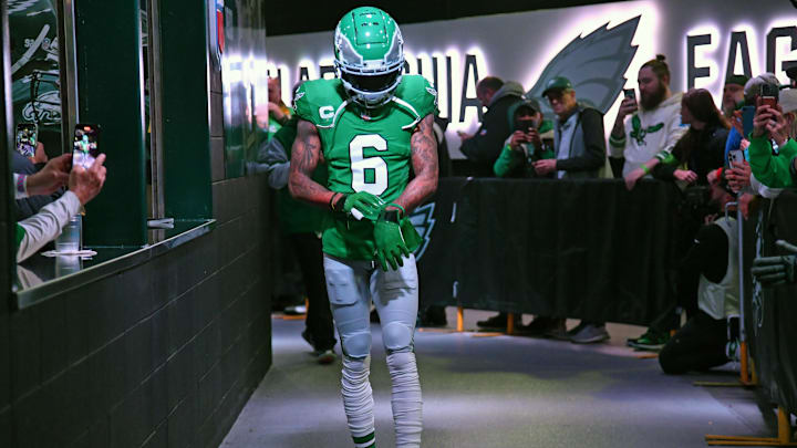 Oct 22, 2023; Philadelphia, Pennsylvania, USA; Philadelphia Eagles wide receiver DeVonta Smith (6)