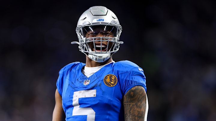 Green Bay Packers v Detroit Lions Green Bay Packers v Detroit Lions