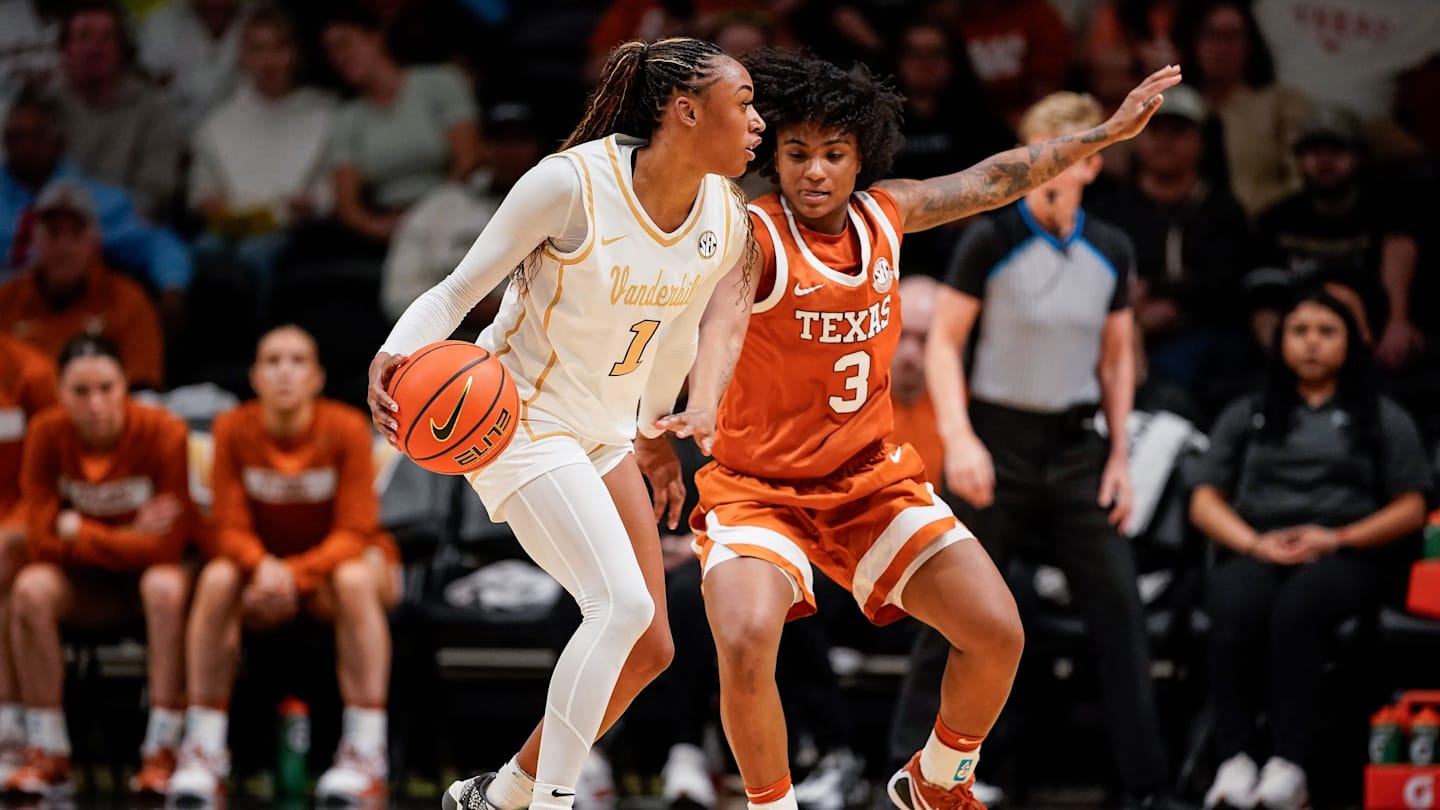 WBB rankings: Projected AP Top 25 after Vanderbilt's wild week