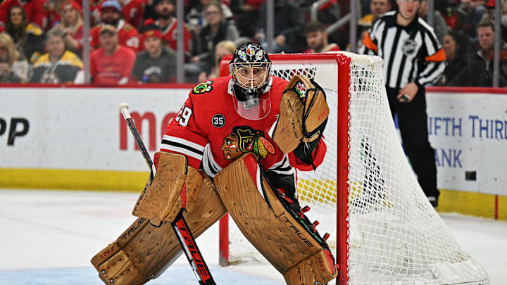 Boston Bruins v Chicago Blackhawks
