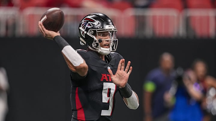 Aug 18, 2023; Atlanta, Georgia, USA; Atlanta Falcons quarterback Desmond Ridder (9) passes against