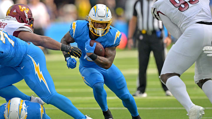 Oct 5, 2025; Inglewood, California, USA; Los Angeles Chargers running back Omarion Hampton (8) carries the ball against the Washington Commanders at SoFi Stadium. Mandatory Credit: Jayne Kamin-Oncea-Imagn Images Oct 5, 2025; Inglewood, California, USA; Los Angeles Chargers running back Omarion Hampton (8) carries the ball against the Washington Commanders at SoFi Stadium. Mandatory Credit: Jayne Kamin-Oncea-Imagn Images