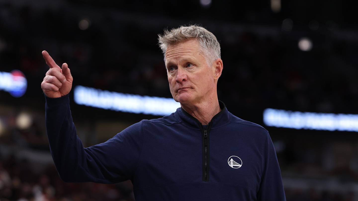 Pat Spencer Shines Amid Curry's Absence, Future Uncertain