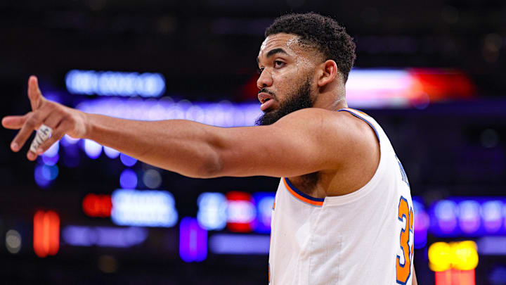 Feb 3, 2025; New York, New York, USA; New York Knicks center Karl-Anthony Towns (32) reacts during the first half against the Houston Rockets at Madison Square Garden. Mandatory Credit: Vincent Carchietta-Imagn Images Feb 3, 2025; New York, New York, USA; New York Knicks center Karl-Anthony Towns (32) reacts during the first half against the Houston Rockets at Madison Square Garden. Mandatory Credit: Vincent Carchietta-Imagn Images