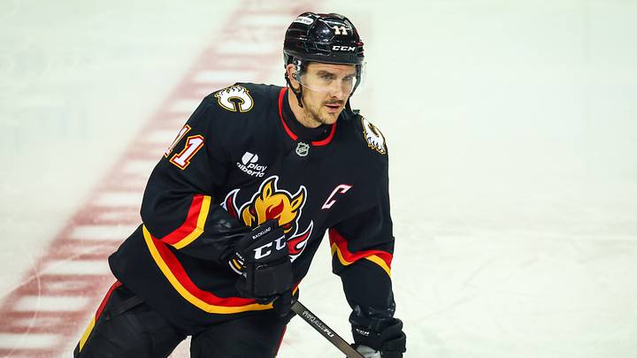 Mikael Backlund of the Calgary Flames