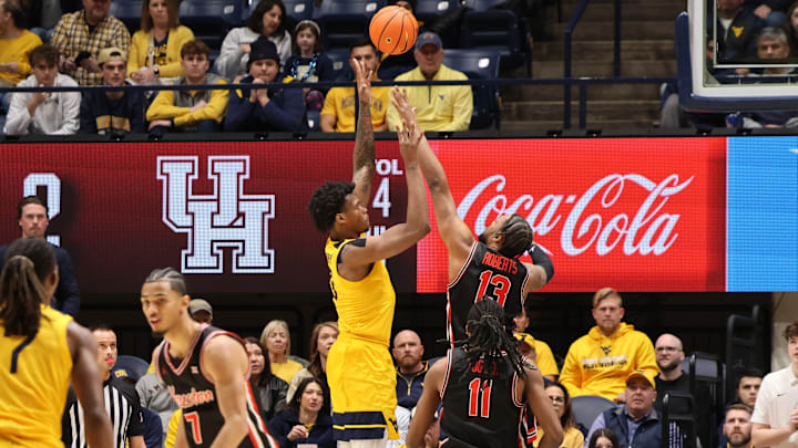 West Virginia University forward Amani Hansberry