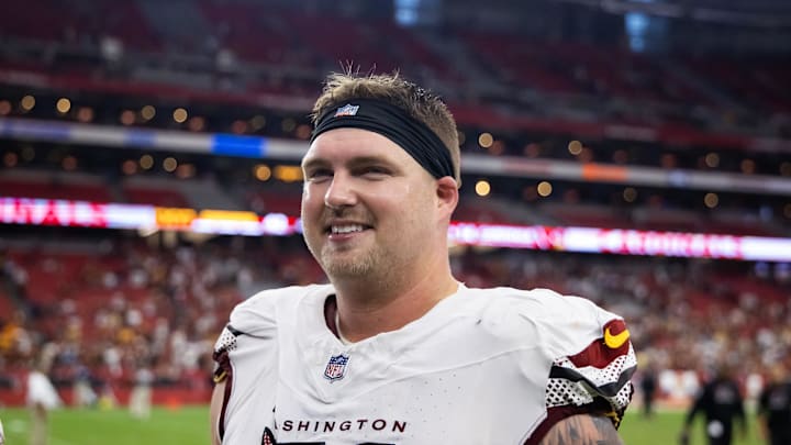 Sep 29, 2024; Glendale, Arizona, USA; Washington Commanders guard Andrew Wylie (71) against the Arizona Cardinals at State Farm Stadium. Mandatory Credit: Mark J. Rebilas-Imagn Images Sep 29, 2024; Glendale, Arizona, USA; Washington Commanders guard Andrew Wylie (71) against the Arizona Cardinals at State Farm Stadium. Mandatory Credit: Mark J. Rebilas-Imagn Images