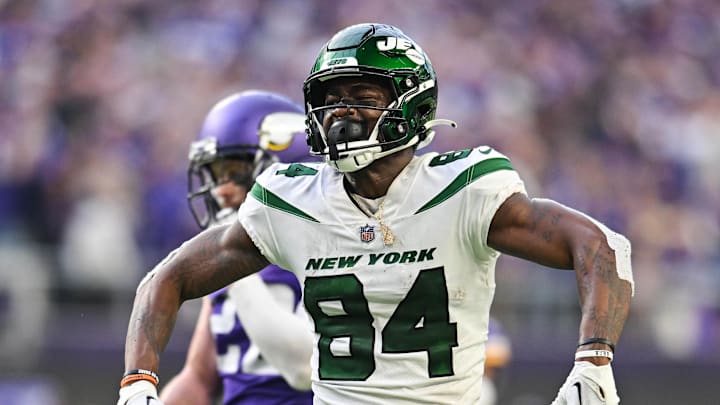 Dec 4, 2022; Minneapolis, Minnesota, USA; New York Jets wide receiver Corey Davis (84) in action