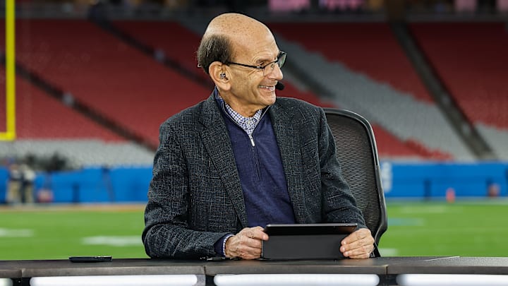 COLLEGE FOOTBALL: JAN 08 College Football Playoff Semifinal at the Vrbo Fiesta Bowl Miami vs Ole COLLEGE FOOTBALL: JAN 08 College Football Playoff Semifinal at the Vrbo Fiesta Bowl Miami vs Ole