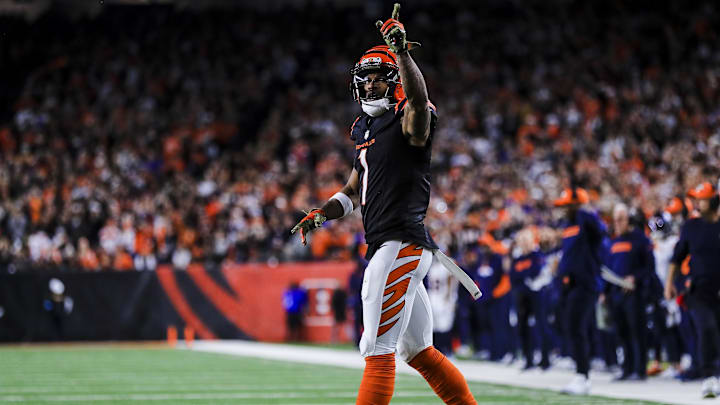Dec 28, 2024; Cincinnati, Ohio, USA; Cincinnati Bengals wide receiver Ja'Marr Chase (1) reacts after a play against the Denver Broncos in the second half at Paycor Stadium. Mandatory Credit: Katie Stratman-Imagn Images Dec 28, 2024; Cincinnati, Ohio, USA; Cincinnati Bengals wide receiver Ja'Marr Chase (1) reacts after a play against the Denver Broncos in the second half at Paycor Stadium. Mandatory Credit: Katie Stratman-Imagn Images