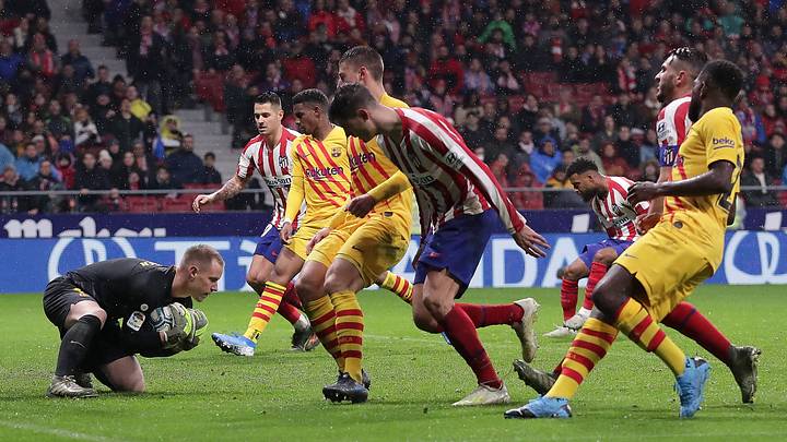 Club Atletico de Madrid v FC Barcelona  - La Liga