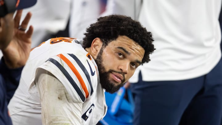 Caleb Williams looks on with dejection during Sunday's 29-9 Bears loss to the Cardinals.