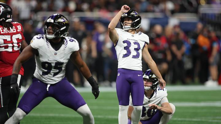 Oct 11, 2026; Atlanta, Georgia, USA; Baltimore Ravens kicker Tyler Loop (33) kicks a field goal during the second quarter against the Atlanta Falcons at Mercedes-Benz Stadium. Mandatory Credit: Brett Davis-Imagn Images Oct 11, 2026; Atlanta, Georgia, USA; Baltimore Ravens kicker Tyler Loop (33) kicks a field goal during the second quarter against the Atlanta Falcons at Mercedes-Benz Stadium. Mandatory Credit: Brett Davis-Imagn Images